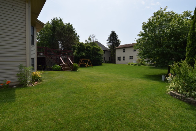 2301 Periwinkle Ln, Algonquin, IL 60102 photo 22