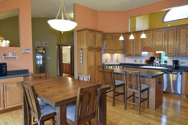 2301 Periwinkle Ln, Algonquin, IL 60102 photo 7