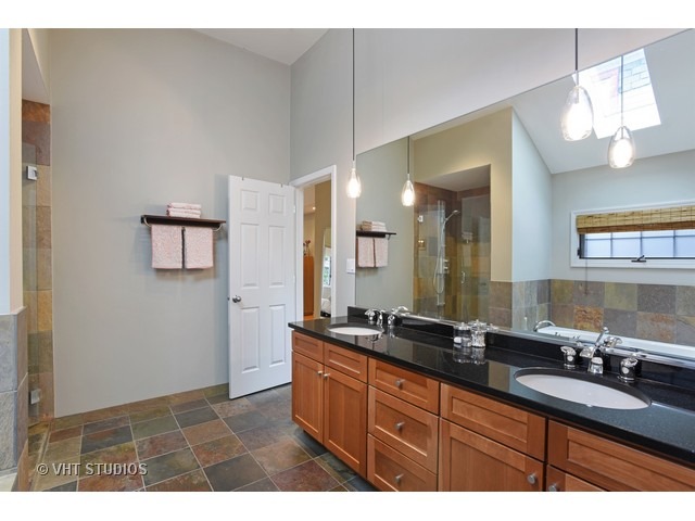 1737 N Artesian Ave, Chicago, IL 60647 photo 16