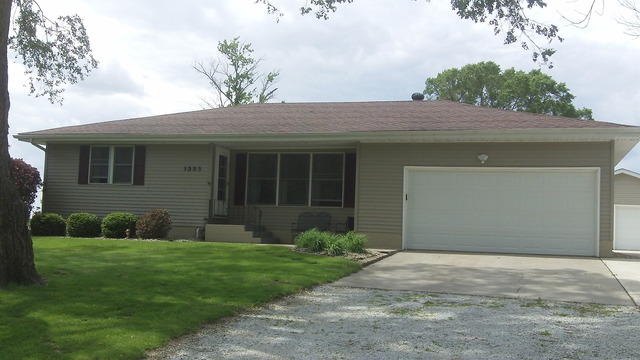 1335 N Eagle Island Rd, Kankakee, IL 60901 photo 1