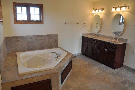 17912 Springbrook Cir, Union, IL 60180 photo 17