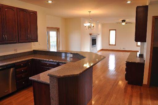 17912 Springbrook Cir, Union, IL 60180 photo 10