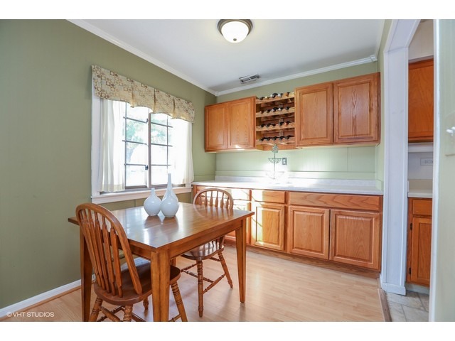 1423 N Taft Ave, Berkeley, IL 60163 photo 5
