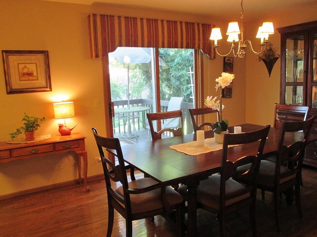 2345 Bluejay Trl, Elgin, IL 60123 photo 8