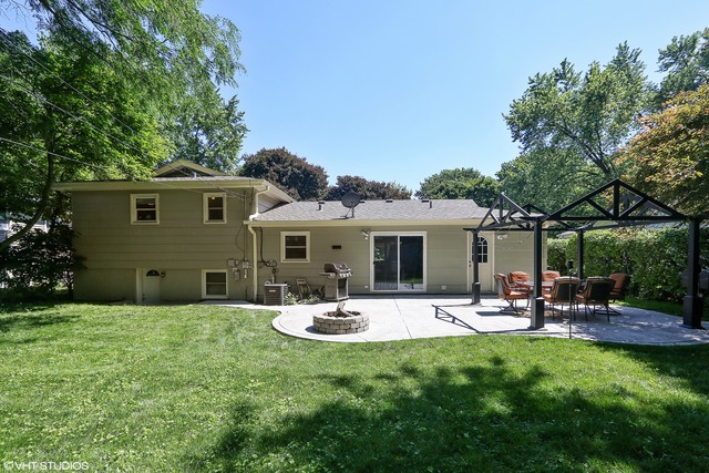 22 W622 Arbor Ln, Glen Ellyn, IL 60137 photo 15