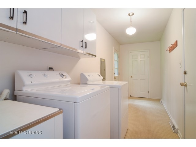 4454 Shady Ct, Rolling Meadows, IL 60008 photo 17