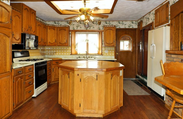 417 N Hill Rd, Mchenry, IL 60051 photo 9