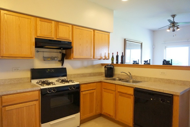 21542 Eich Dr, Crest Hill, IL 60403 photo 8