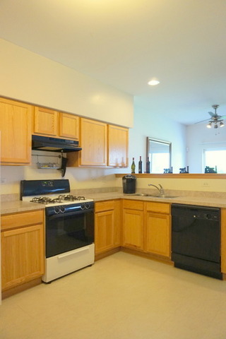 21542 Eich Dr, Crest Hill, IL 60403 photo 7