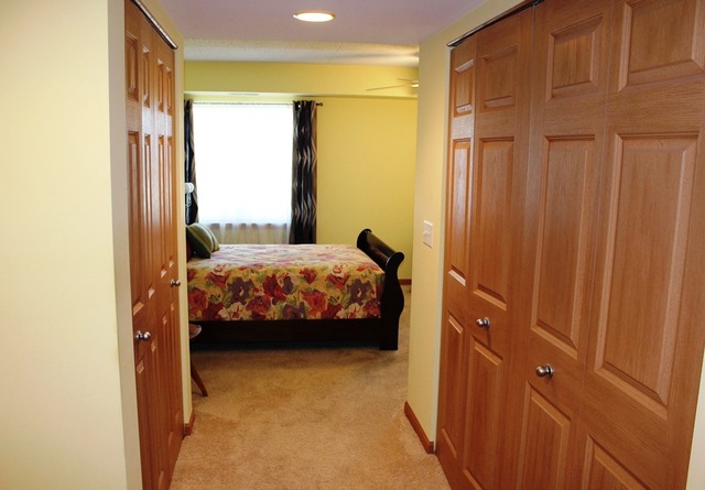 8030 Riverwalk Dr #3E, Lyons, IL 60534 photo 9