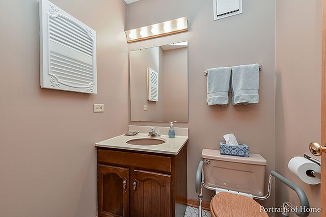 1438 Brandon Dr, Wheaton, IL 60189 photo 14