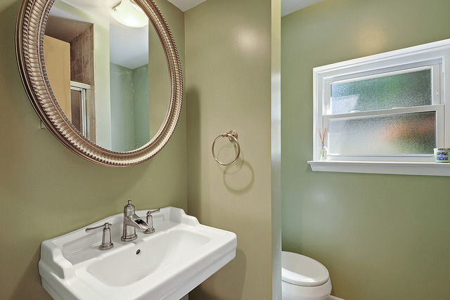 1434 Phoenix Dr, Des Plaines, IL 60018 photo 8