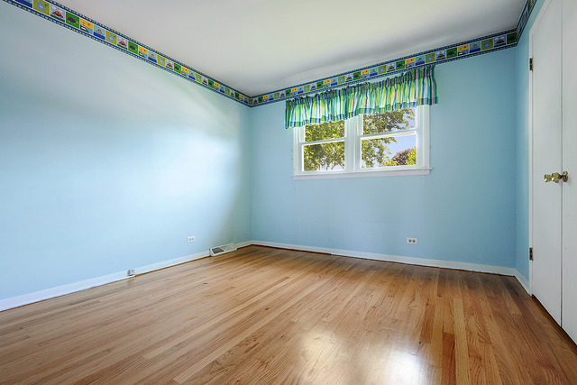 1434 Phoenix Dr, Des Plaines, IL 60018 photo 10