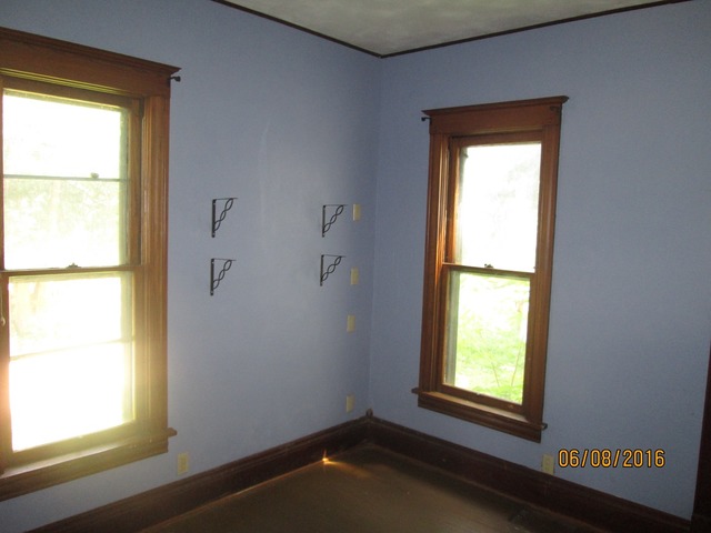 314 E 2nd St, Byron, IL 61010 photo 7