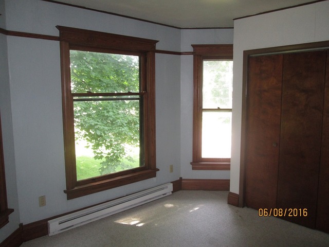 314 E 2nd St, Byron, IL 61010 photo 17