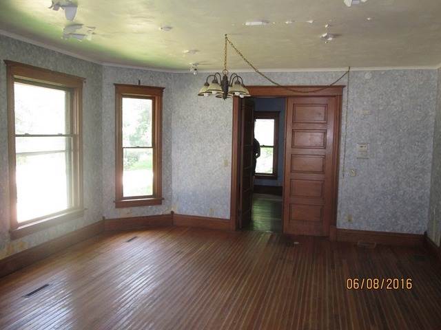 314 E 2nd St, Byron, IL 61010 photo 6