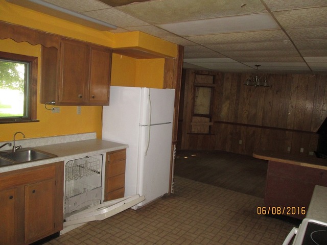 314 E 2nd St, Byron, IL 61010 photo 12