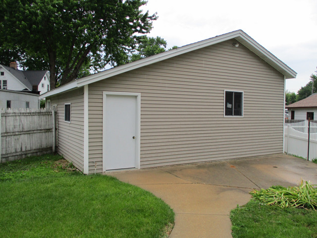 1919 6th St, Peru, IL 61354 photo 15