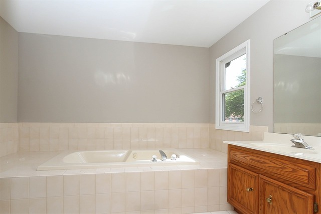 1386 Ginger Ln, Naperville, IL 60565 photo 15