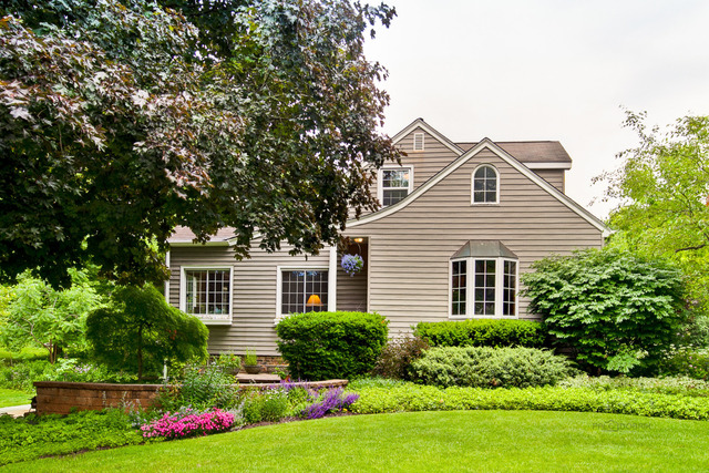 311 Devonshire Rd, Tower Lakes, IL 60010 photo 1