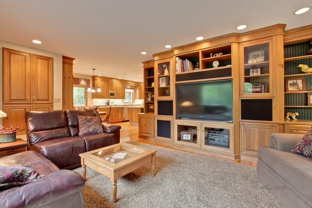 311 Devonshire Rd, Tower Lakes, IL 60010 photo 10