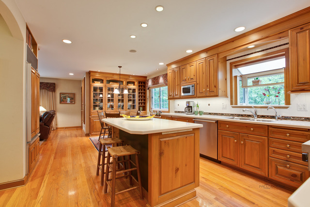 311 Devonshire Rd, Tower Lakes, IL 60010 photo 6