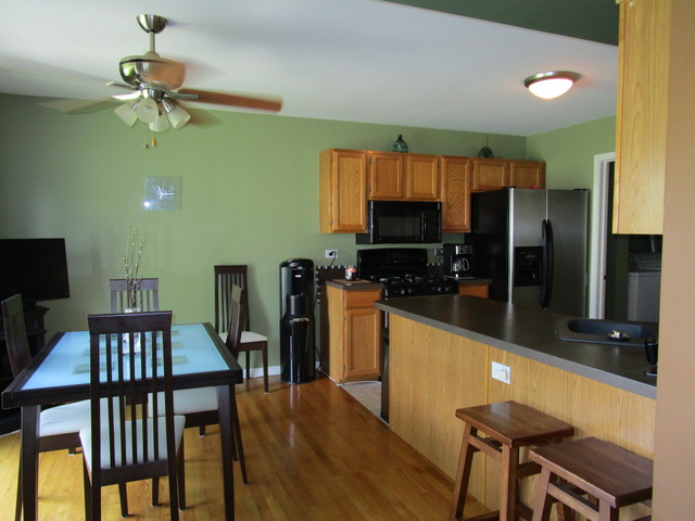 1268 Silk Oak Ln, Bartlett, IL 60103 photo 6