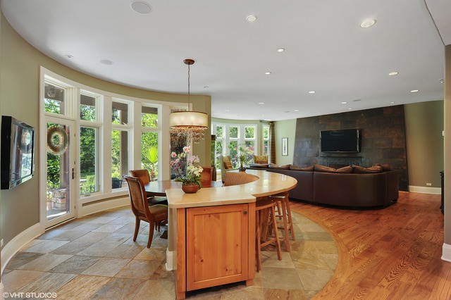 373 Ramsay Rd, Deerfield, IL 60015 photo 4