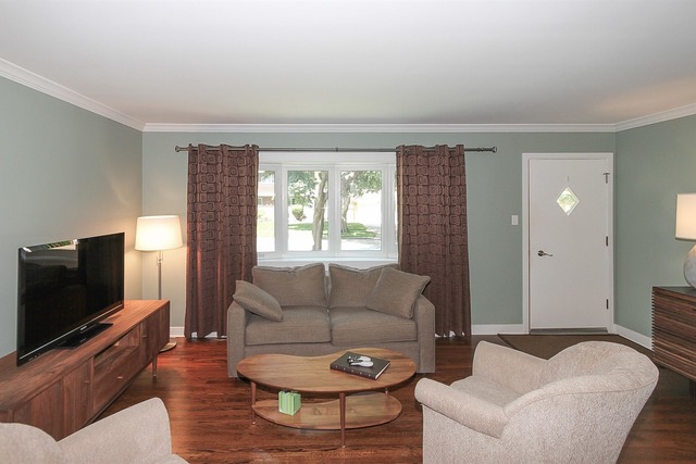 7 Hatlen Ave, Mount Prospect, IL 60056 photo 4