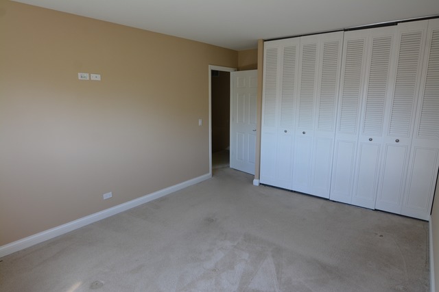 427 Commanche Trl, Wheeling, IL 60090 photo 16