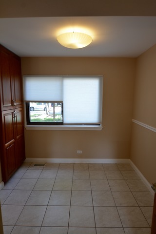 427 Commanche Trl, Wheeling, IL 60090 photo 3