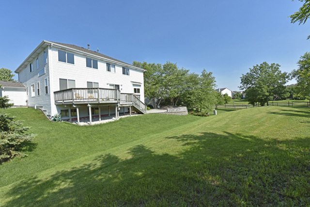 60 Bridlepath Dr, Lindenhurst, IL 60046 photo 25