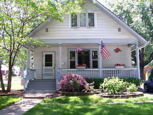 398 Elm St, Elgin, IL 60123 photo 1