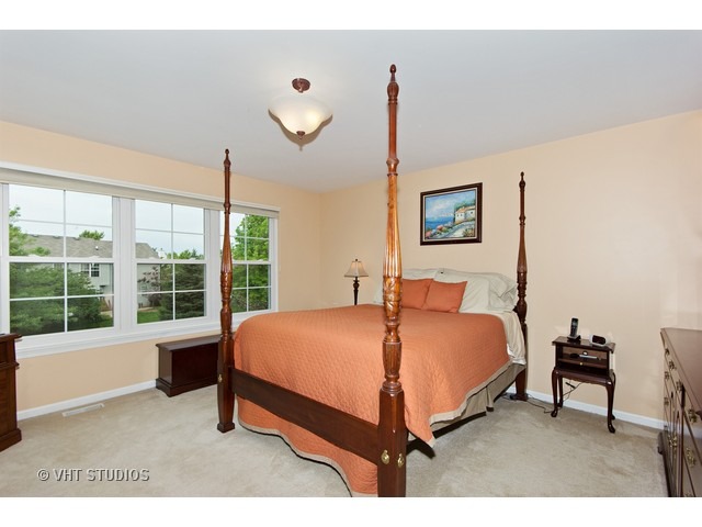 2175 Keim Dr, Aurora, IL 60503 photo 9