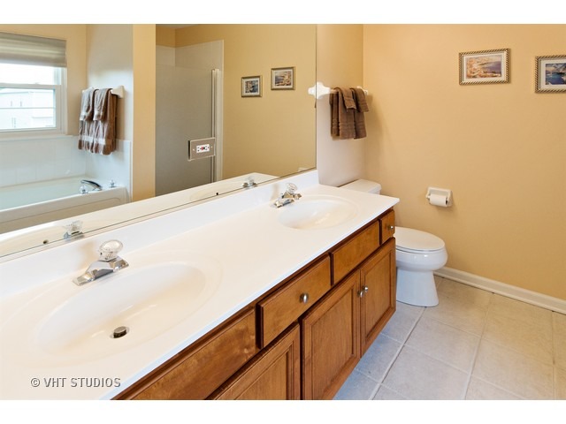2175 Keim Dr, Aurora, IL 60503 photo 13