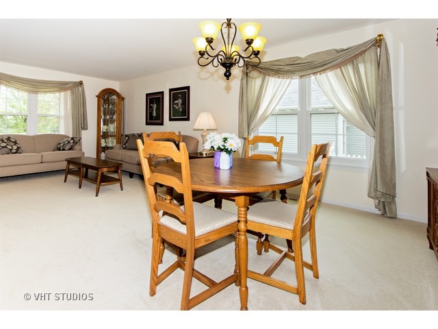 2175 Keim Dr, Aurora, IL 60503 photo 6