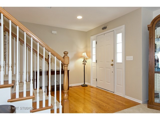 2175 Keim Dr, Aurora, IL 60503 photo 2