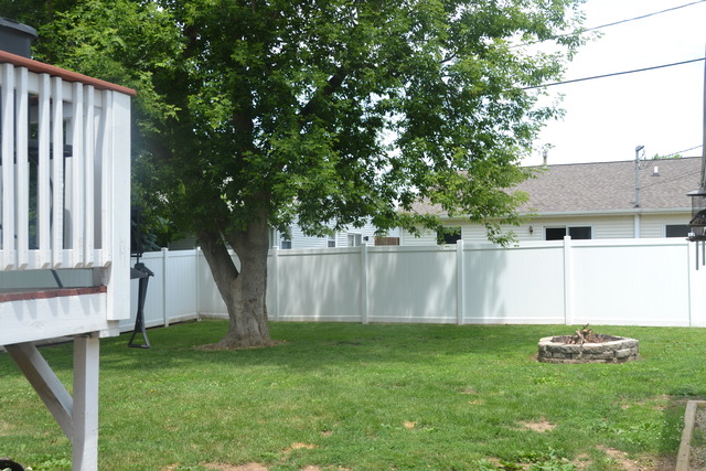 527 Devonshire St, Dixon, IL 61021 photo 22