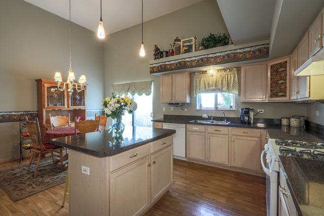 5908 Timber Trl, Plainfield, IL 60586 photo 9