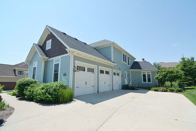 3685 Heathmoor Dr, Elgin, IL 60124 photo 25