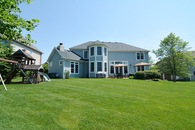 3685 Heathmoor Dr, Elgin, IL 60124 photo 23