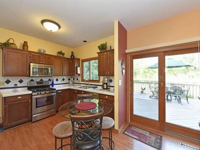 4420 Compton Ct, Winthrop Harbor, IL 60096 photo 7