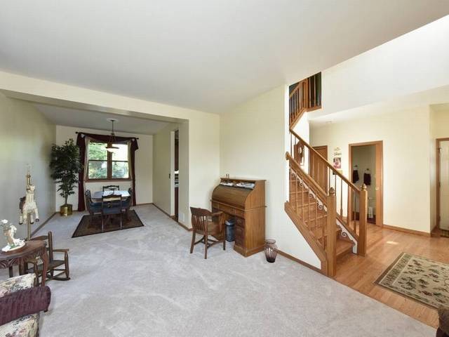 4420 Compton Ct, Winthrop Harbor, IL 60096 photo 4
