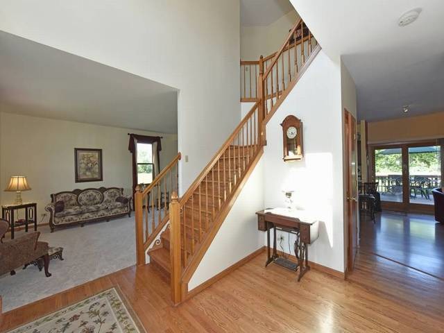 4420 Compton Ct, Winthrop Harbor, IL 60096 photo 2