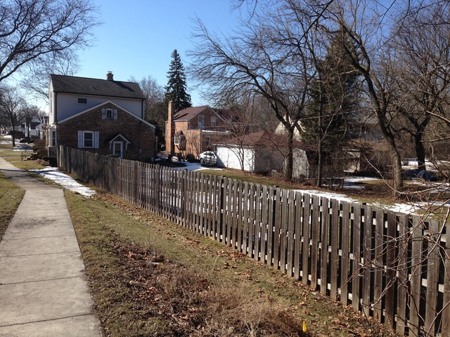284 S Wolf Rd, Des Plaines, IL 60016 photo 4