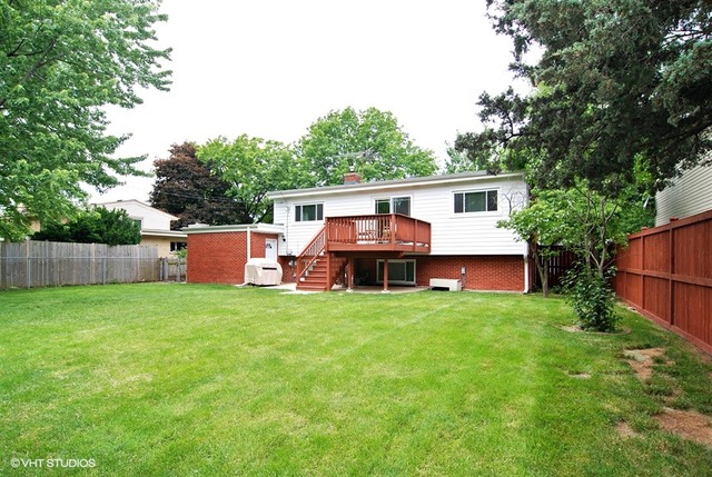 557 E Park Ave, Elmhurst, IL 60126 photo 15
