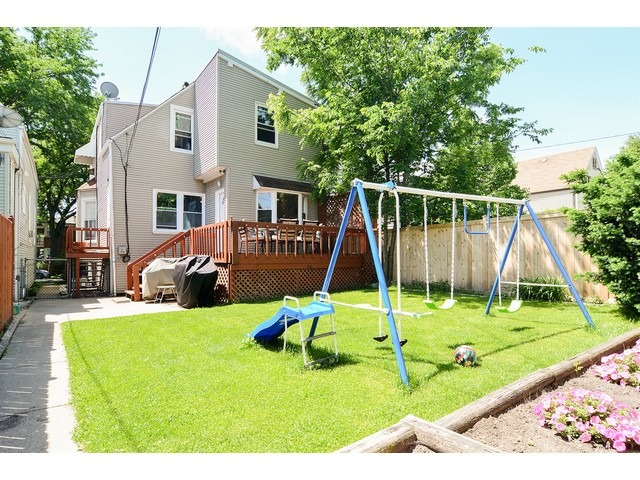  2116 W Berwyn Ave, Chicago, IL 60625 photo 22