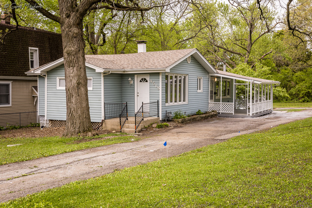 4518 Devon Ave, Lisle, IL 60532 photo 1