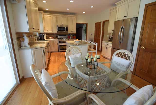 3510 Lakeview Dr, Algonquin, IL 60102 photo 8