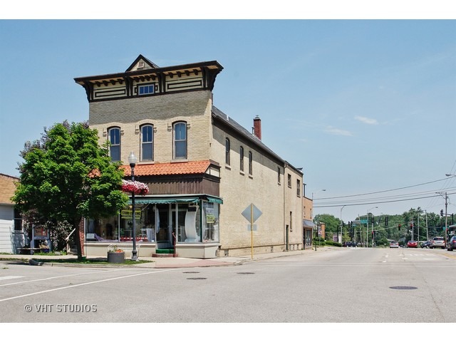 3902 Main St, Mchenry, IL 60050 photo 1